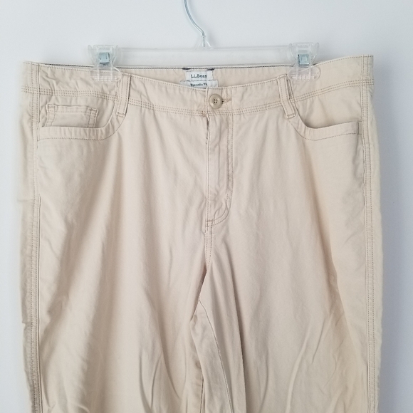 L.L. Bean Favorite Fit Stretch Comfort Khaki Pants Straight Leg Size 14 - Picture 13 of 13